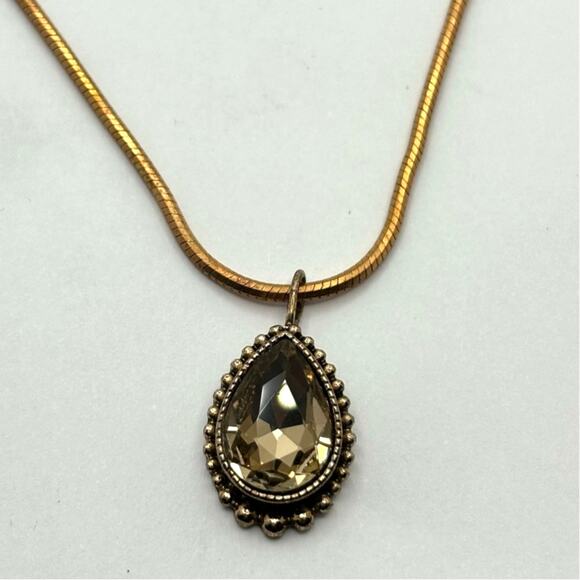 Gold Tear Drop Necklace - Picture 3 of 4